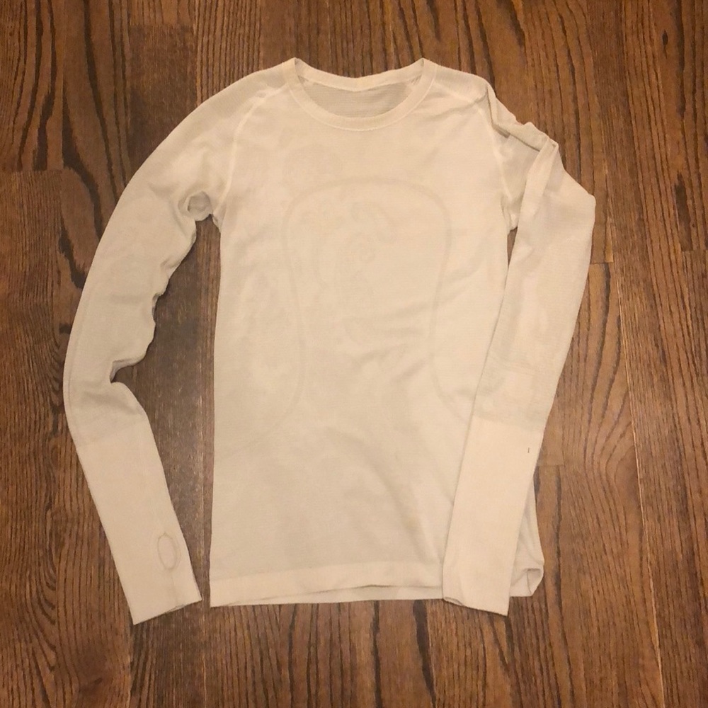 Lululemon long sleeved top